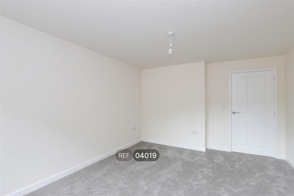 Property photo 3 of 13 Living Room
