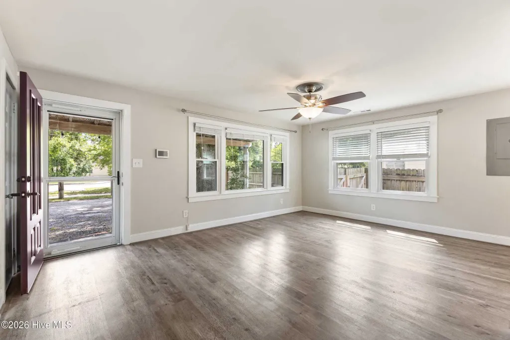 Property photo 2 of 20 <Alttext/>