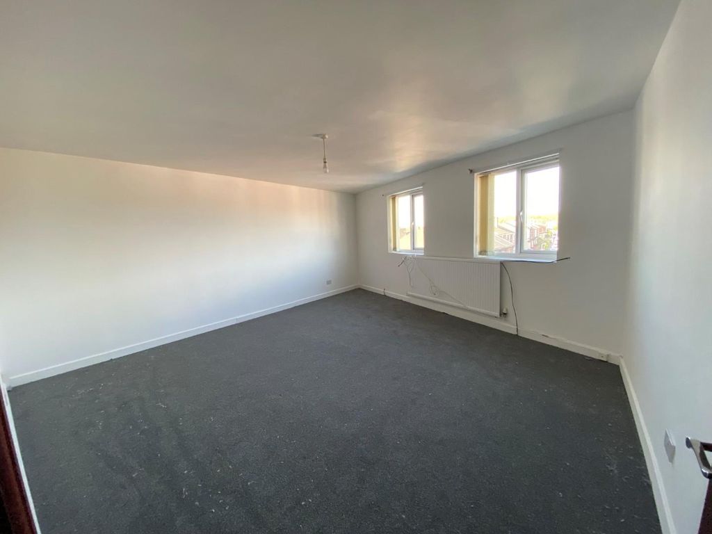 Property photo 2 of 6 4.Jpg