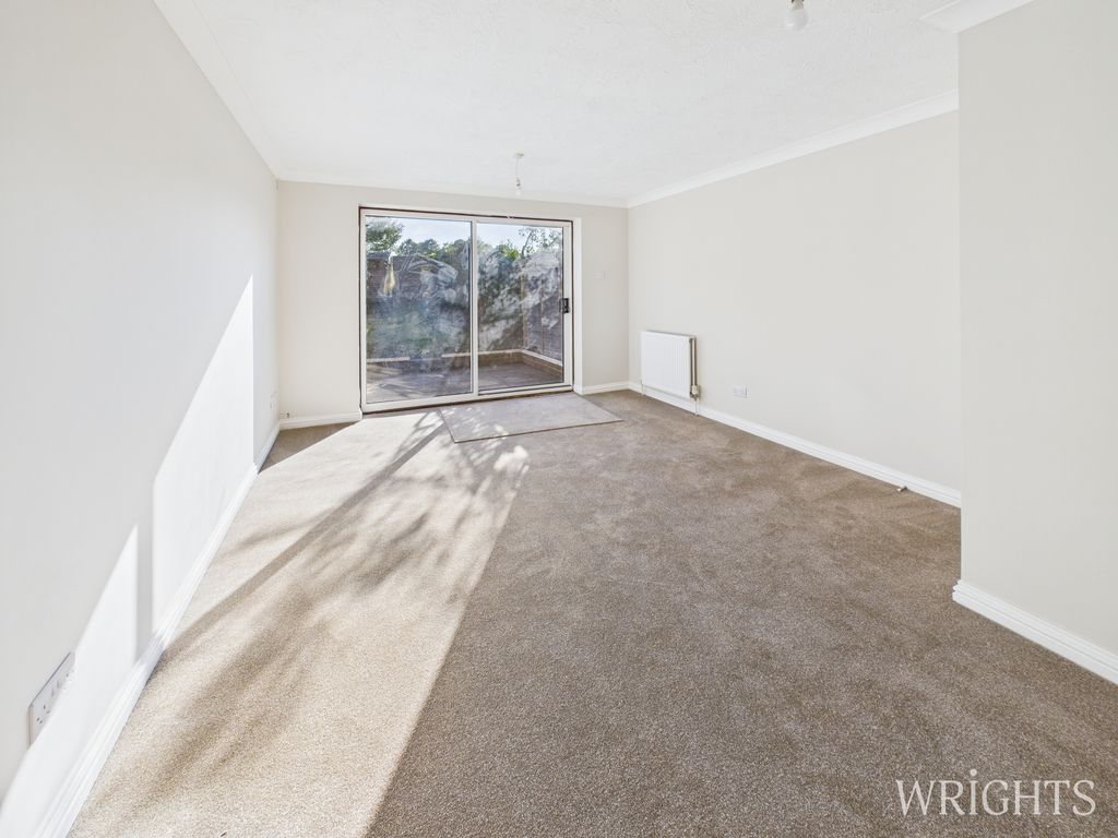Property photo 3 of 9 Cam02796G0-Pr0499-Still004