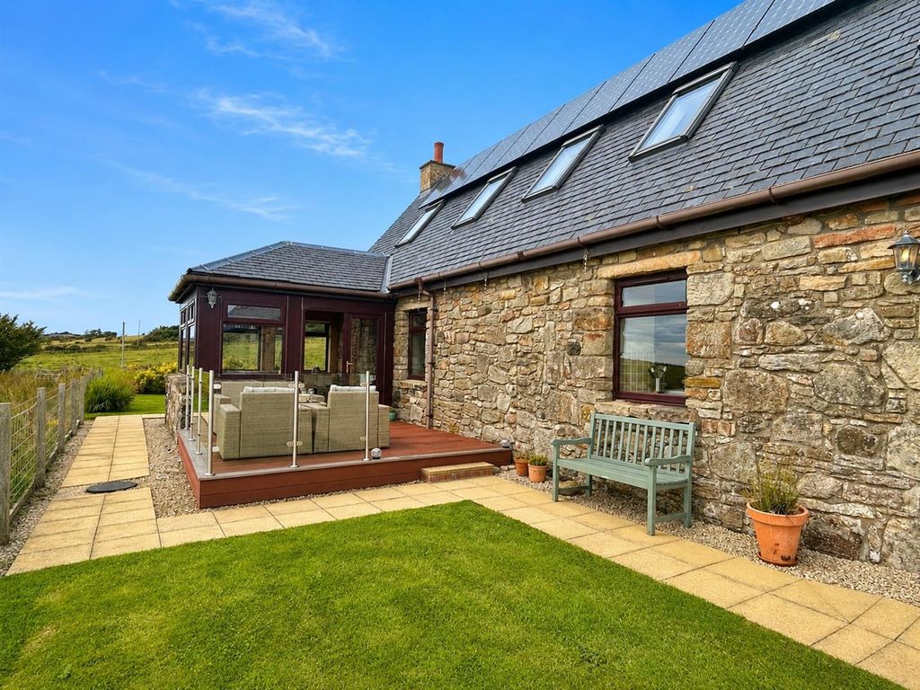 Property photo 1 of 38 Ailsa View Garden