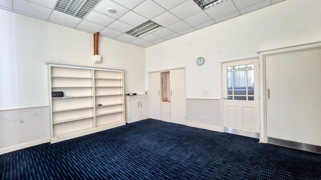 Property photo 2 of 11 20251222_110942~2