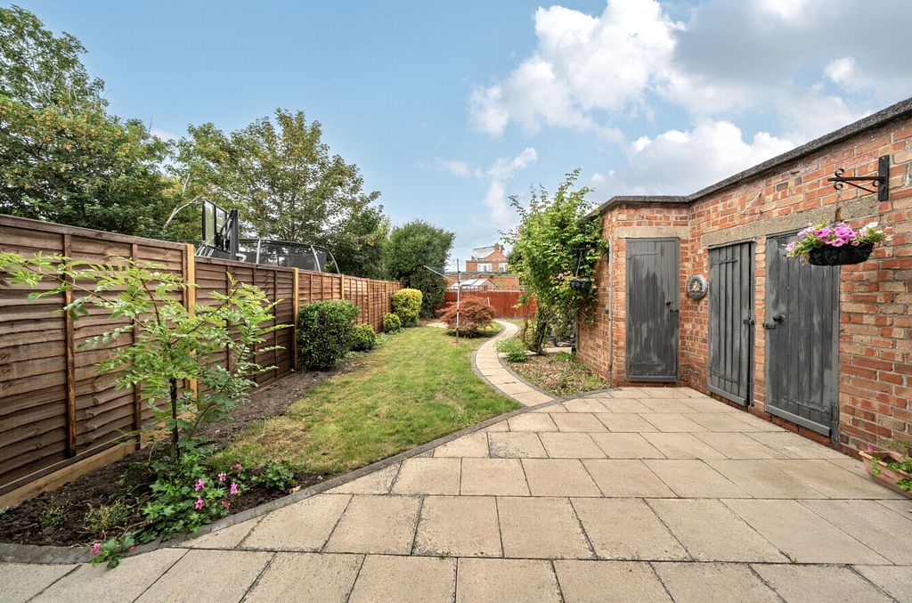 Property photo 1 of 18 Picture No. 17
