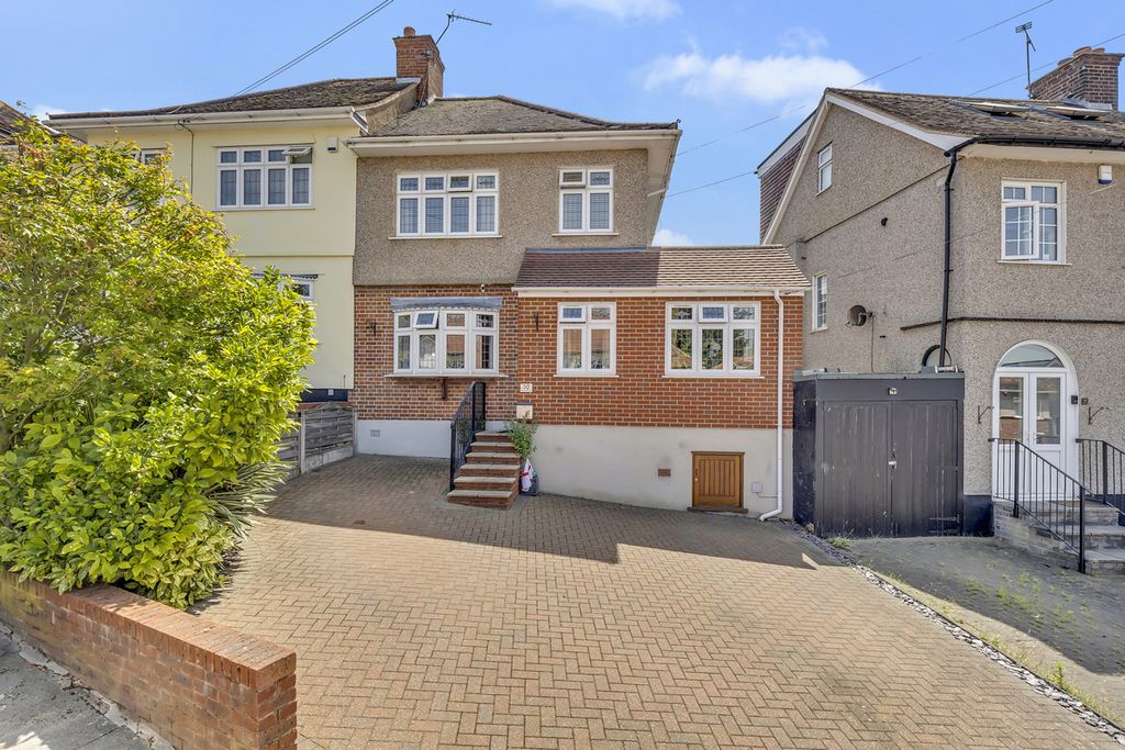 Property photo 1 of 23