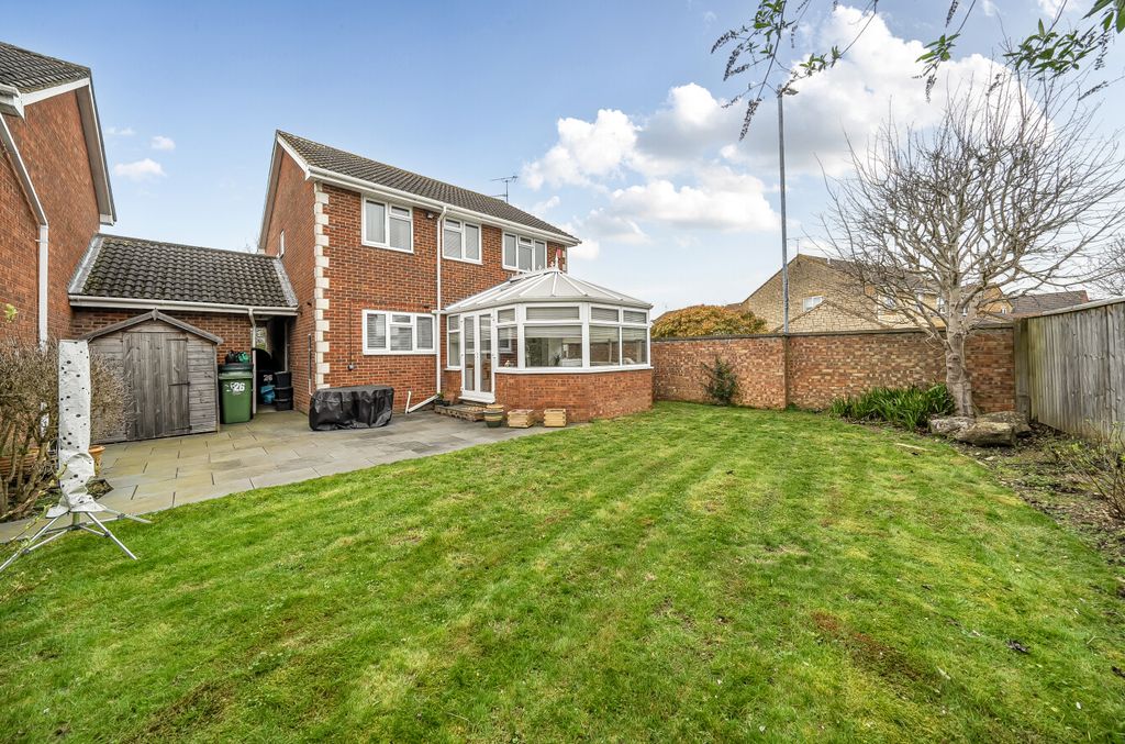 Property photo 3 of 13 14297171169B2F80A24d38