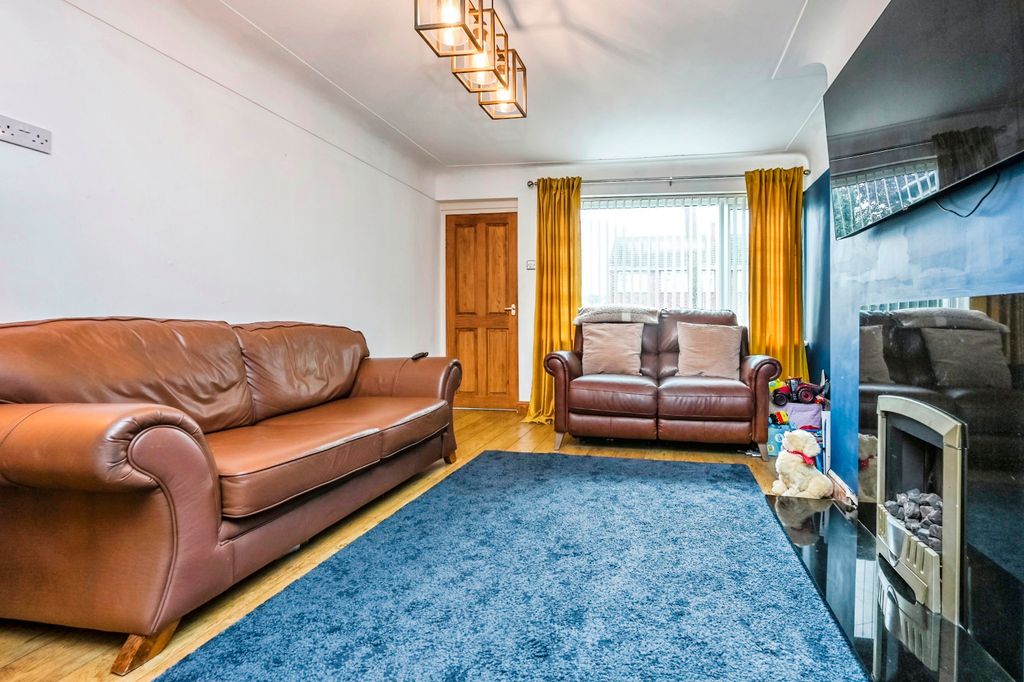 Property photo 3 of 16 Photography