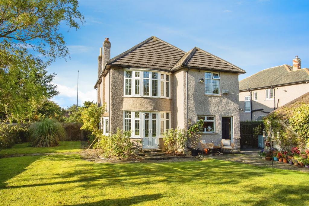 Property photo 1 of 13