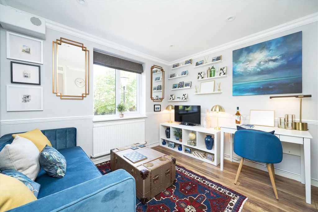 Property photo 2 of 6