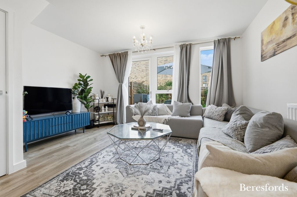 Property photo 2 of 20 Picture No. 22