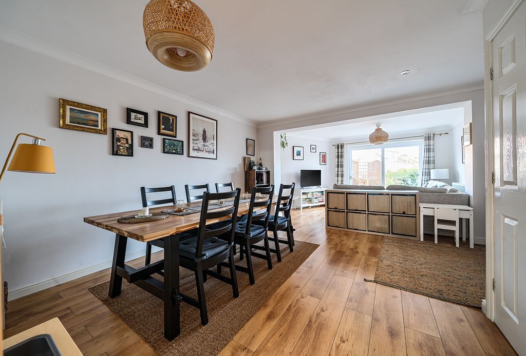 Property photo 2 of 15 1396382[13].Jpg