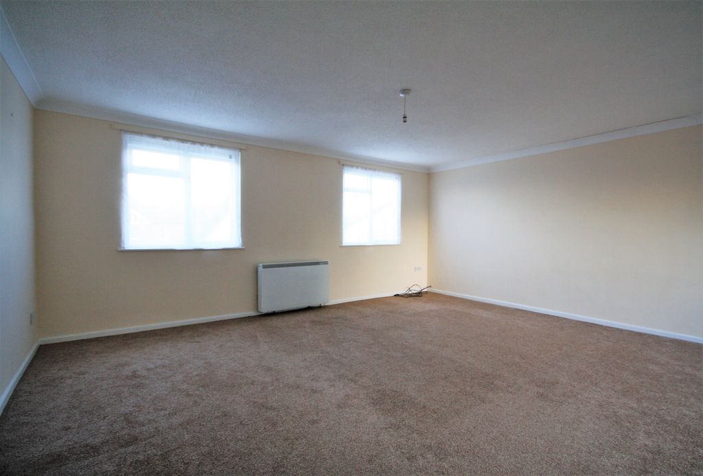 Property photo 2 of 9 Img_8031