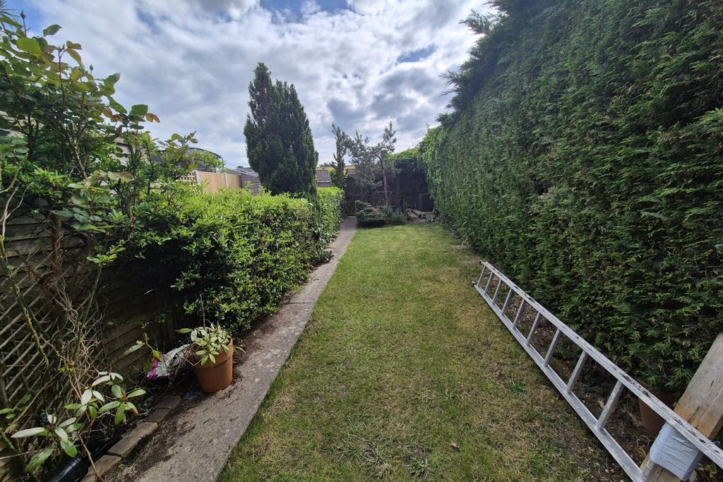 Property photo 2 of 6 Rear Garden