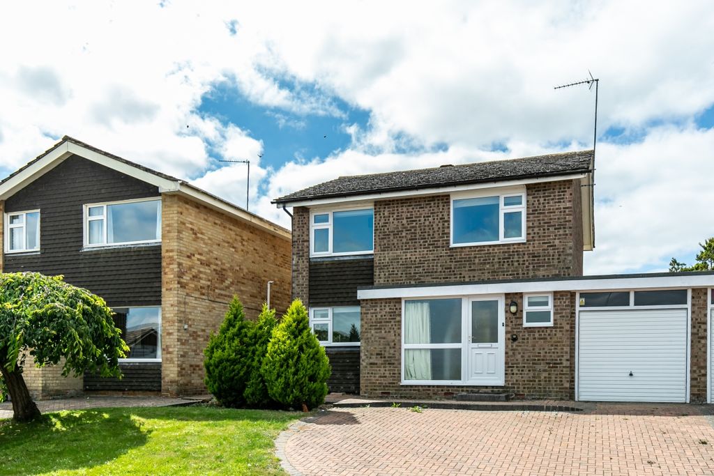 Property photo 1 of 10 169170