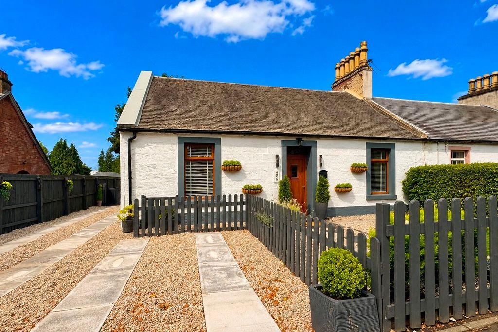 Property photo 1 of 31