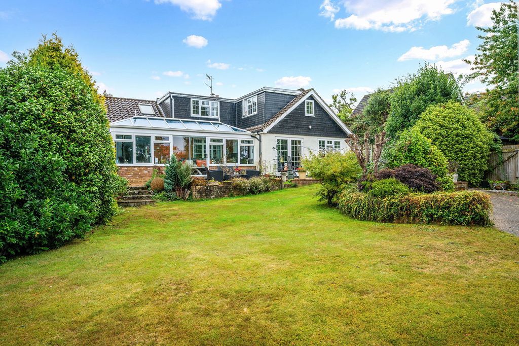 Property photo 1 of 23