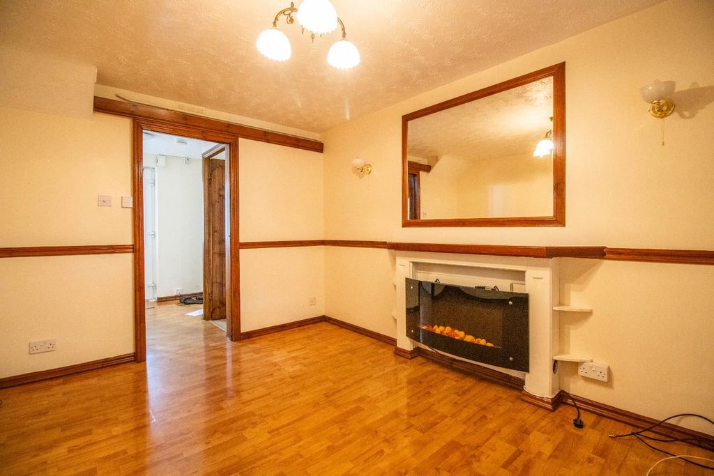 Property photo 2 of 15 Img_4313.Jpg