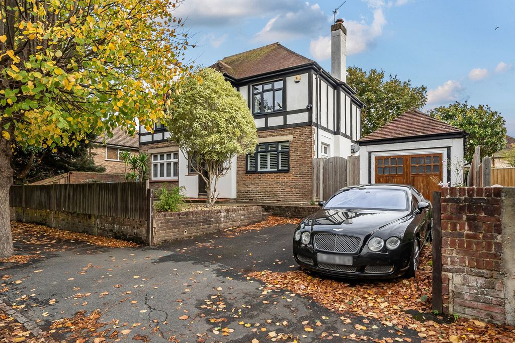 Property photo 1 of 23 Front