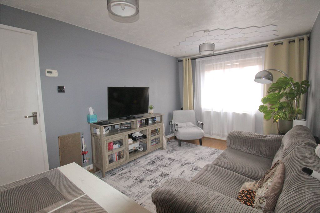 Property photo 2 of 14 Picture No. 13