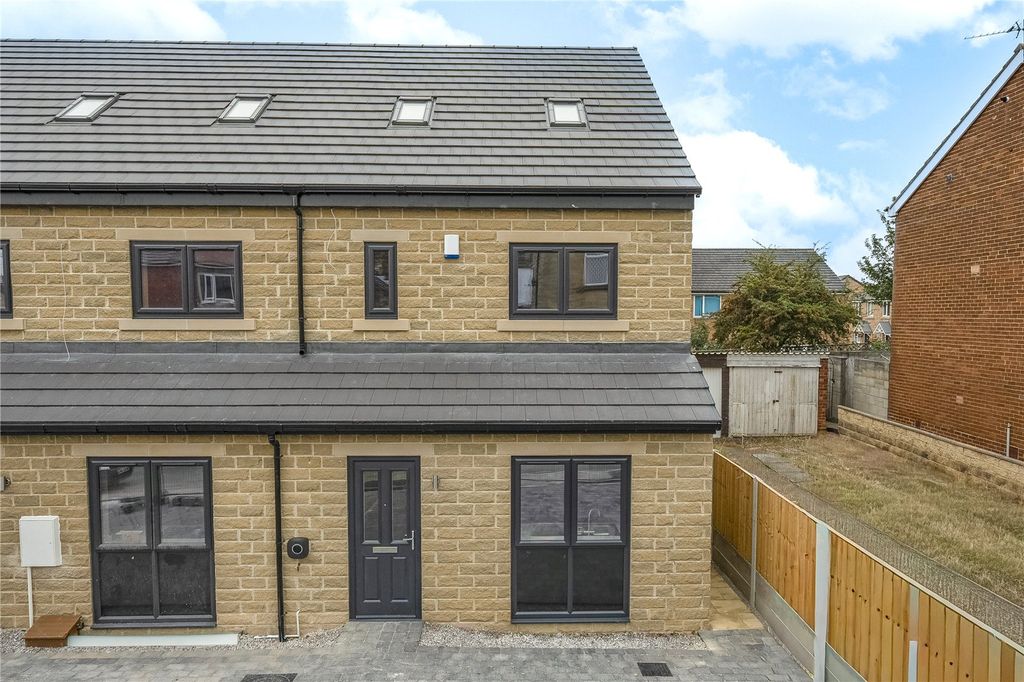 Property photo 1 of 18 Picture No. 23