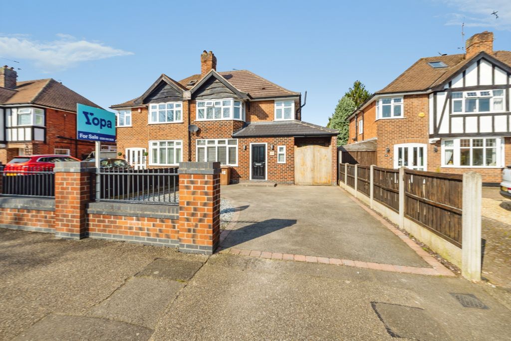 Property photo 1 of 24 2026-03-19-30Westernavenue033