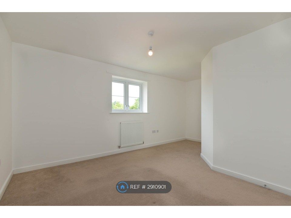 Property photo 3 of 24