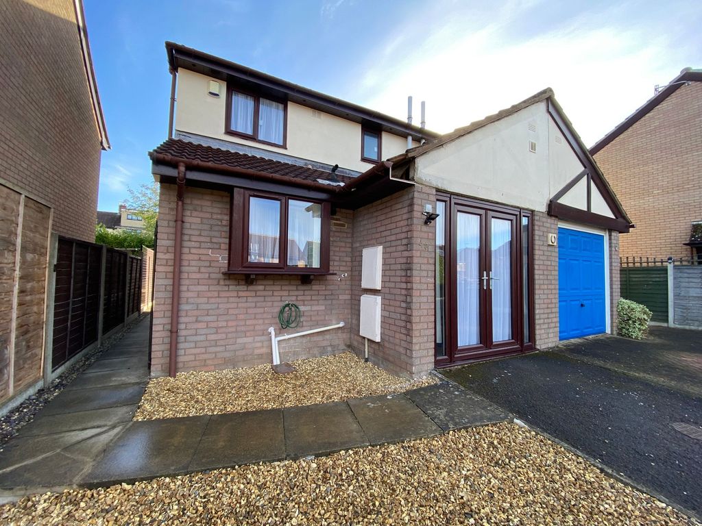 Property photo 1 of 17