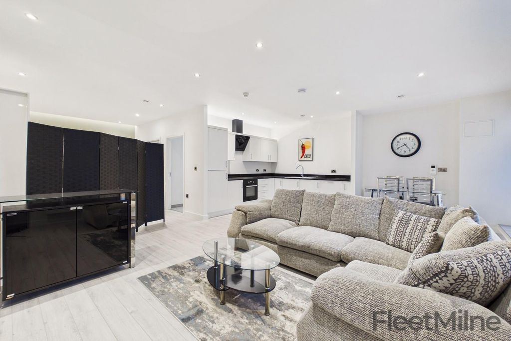 Property photo 1 of 15 Living Space