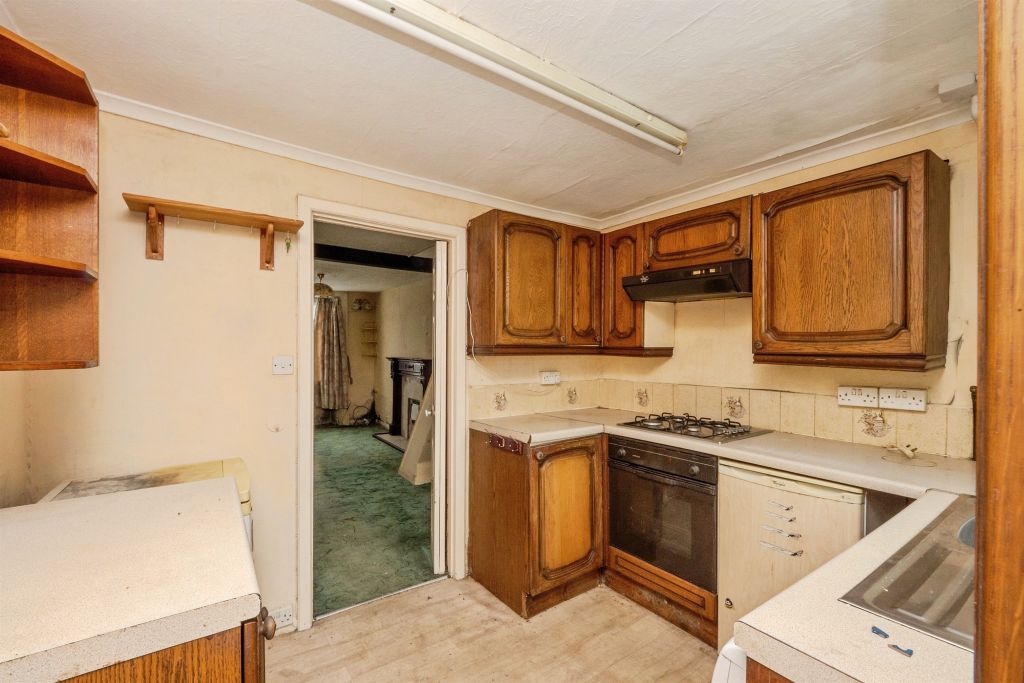 Property photo 3 of 26