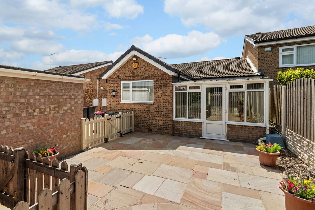 Property photo 2 of 14