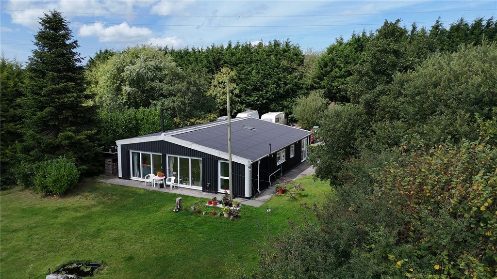 Property photo 1 of 14 Picture No. 03