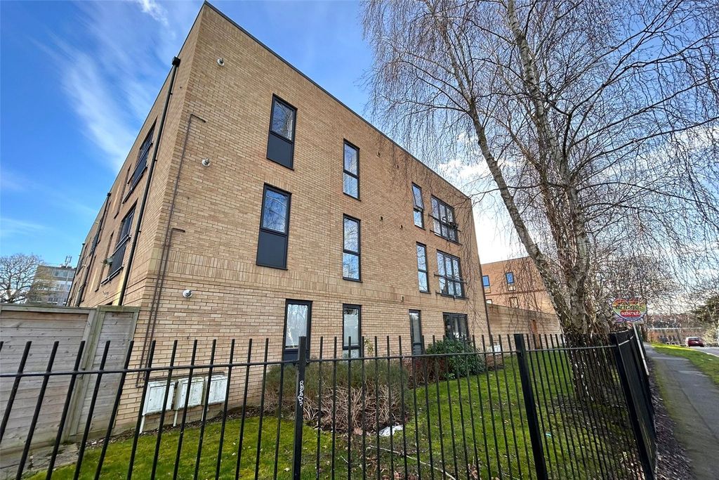 Property photo 1 of 9 Picture No. 06