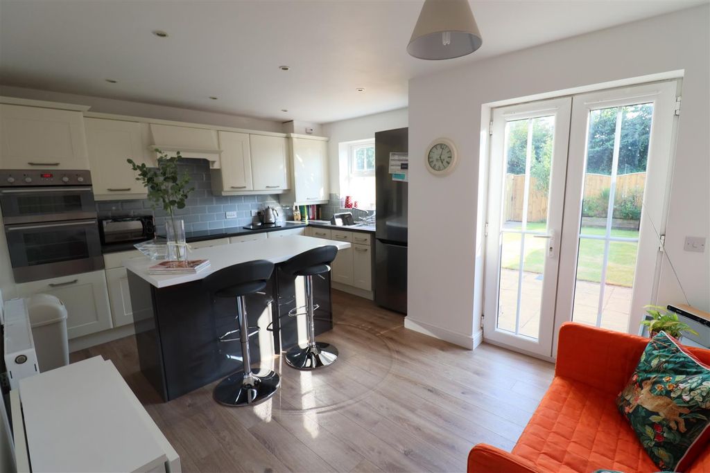 Property photo 2 of 14 Img_0855.Jpg