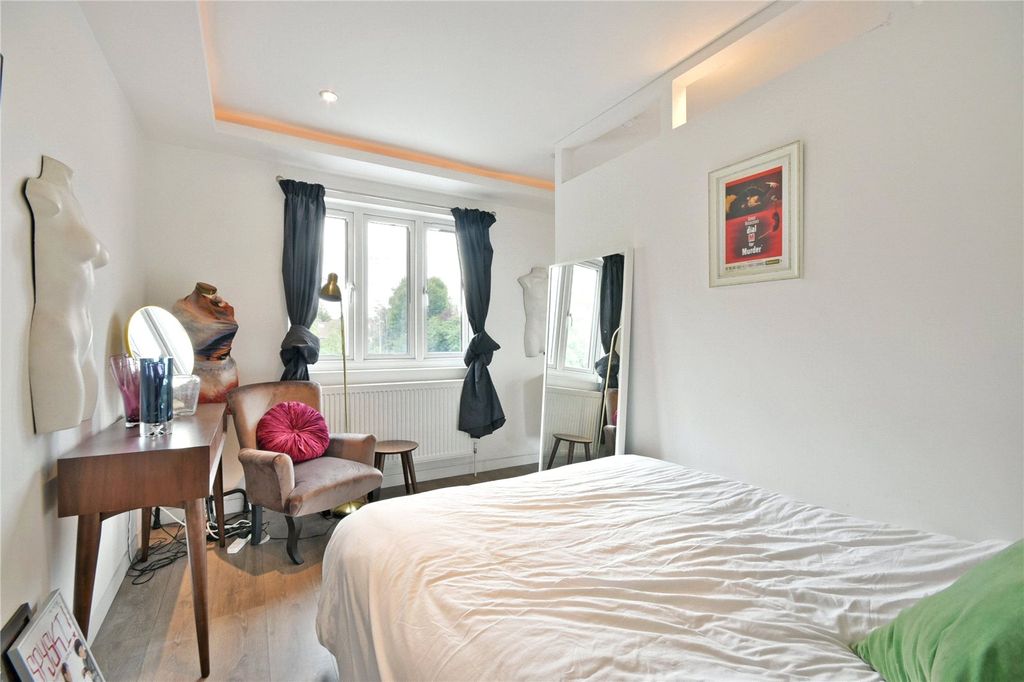 Property photo 3 of 8 Picture No. 03