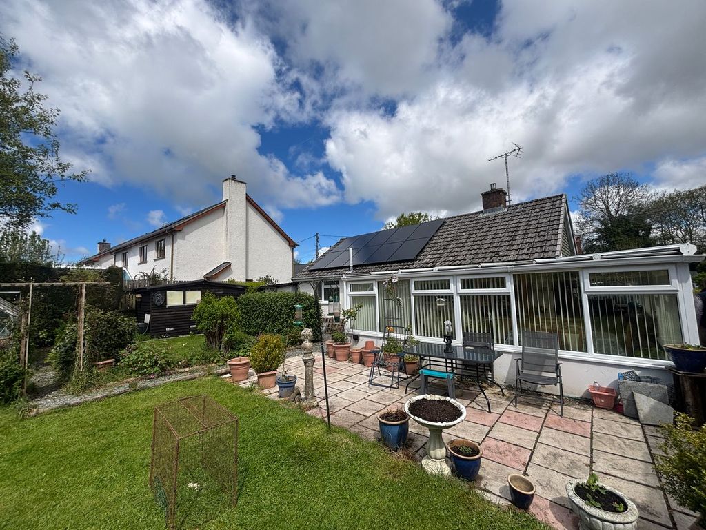 Property photo 2 of 18
