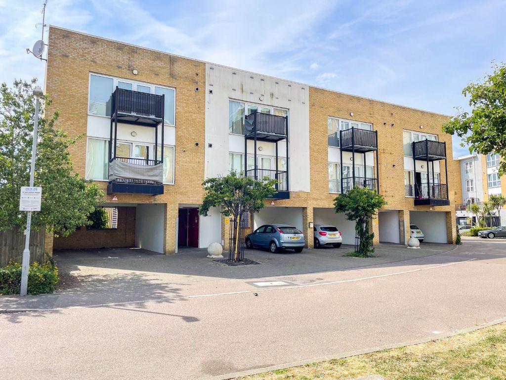 Property photo 1 of 10 3167151