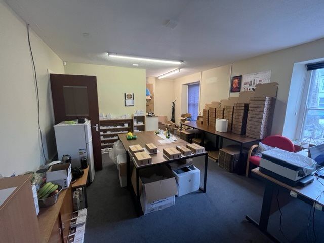 Property photo 2 of 7 Img_6002