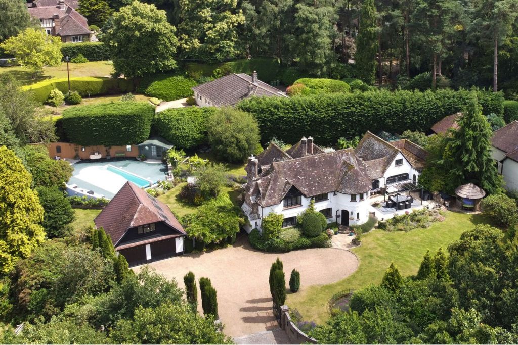 Property photo 1 of 31