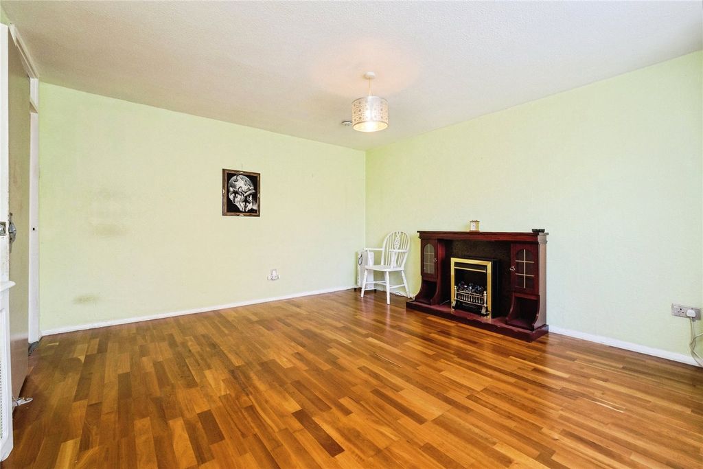 Property photo 3 of 19 Picture No. 21
