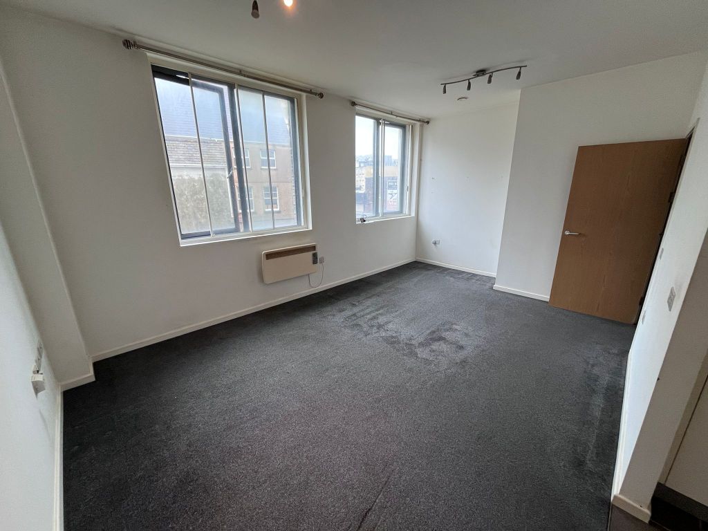 Property photo 2 of 7 Lounge