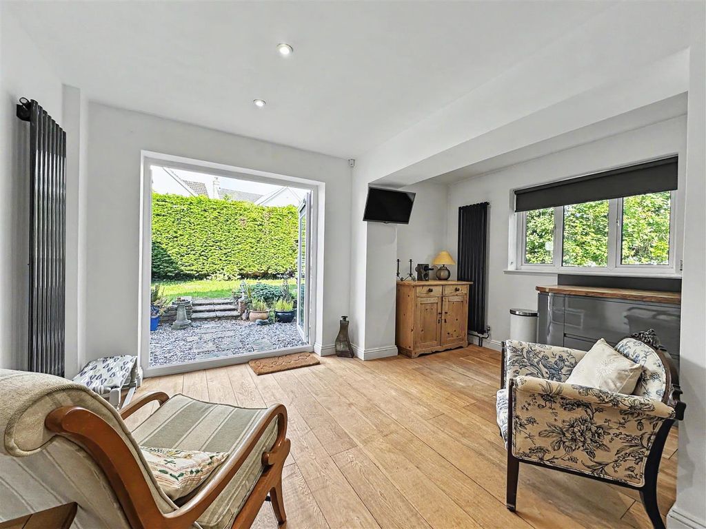 Property photo 3 of 14 Open Plan Kitchen