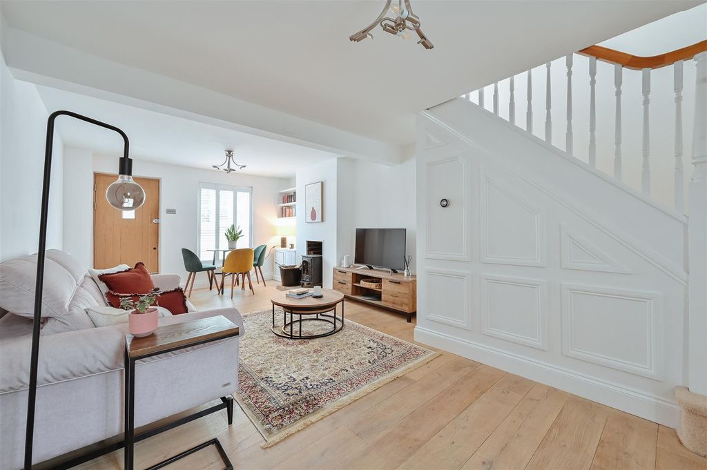 Property photo 3 of 12 165 Westfield Road-5.Jpg