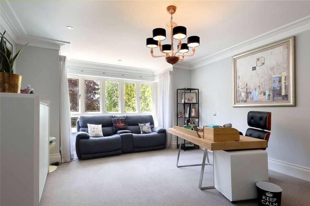 Additional image 13 of 6 bed detached house for salePenn Road, Beaconsfield, Buckinghamshire HP9