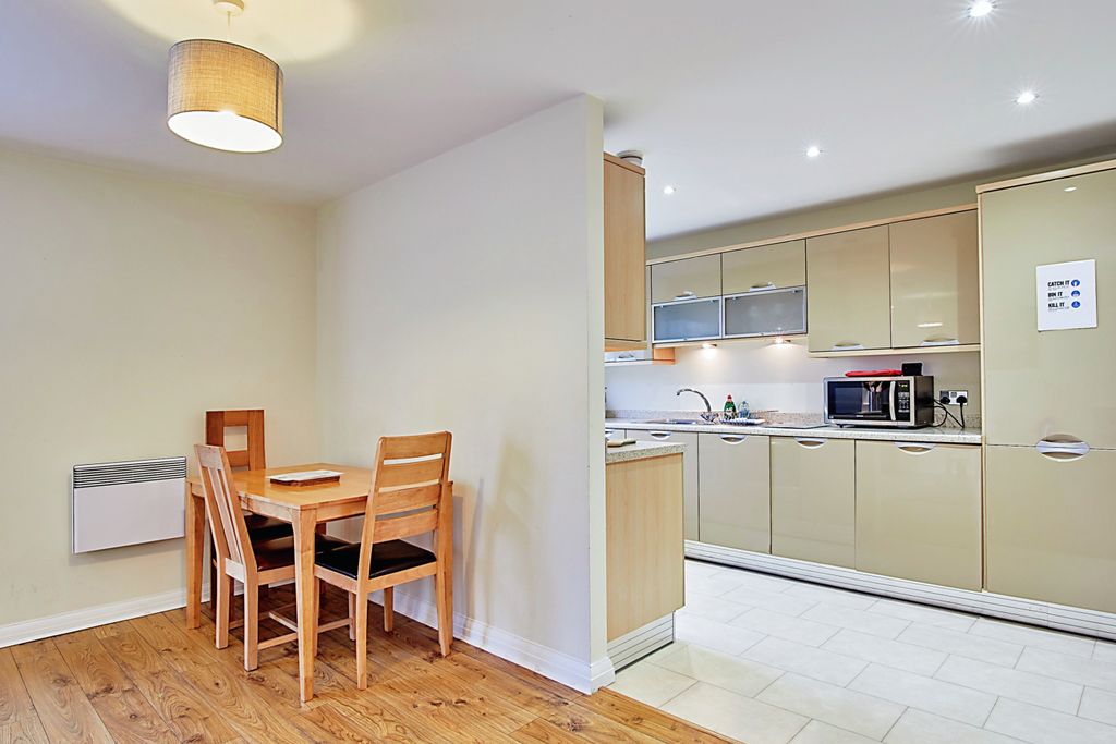 Property photo 3 of 15 Dining Area