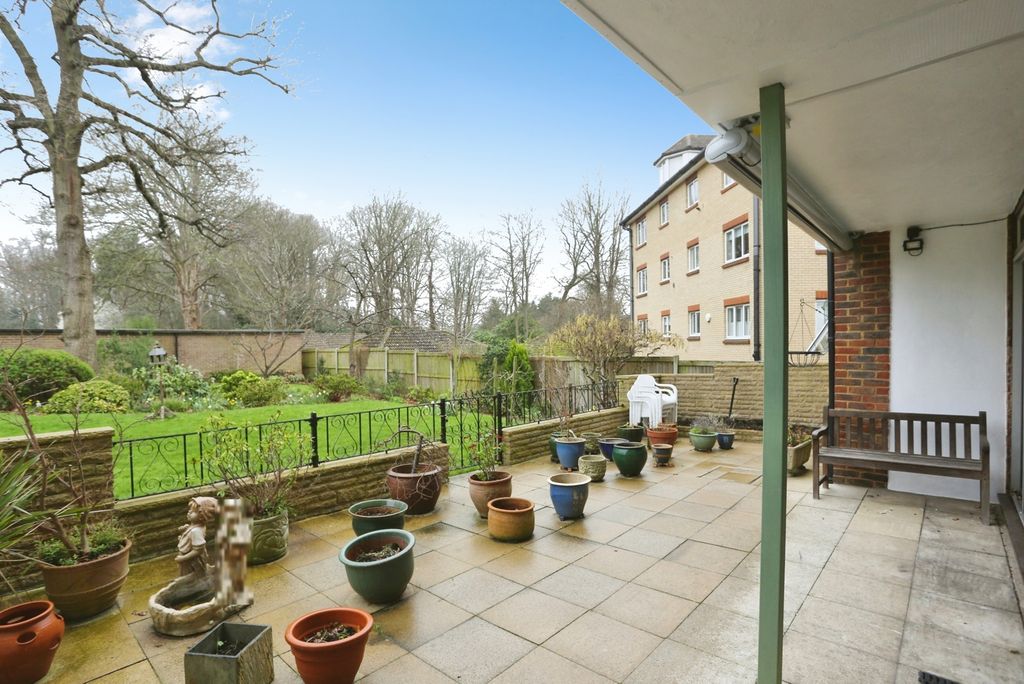 Property photo 2 of 20 Pbox-Img.Jpg