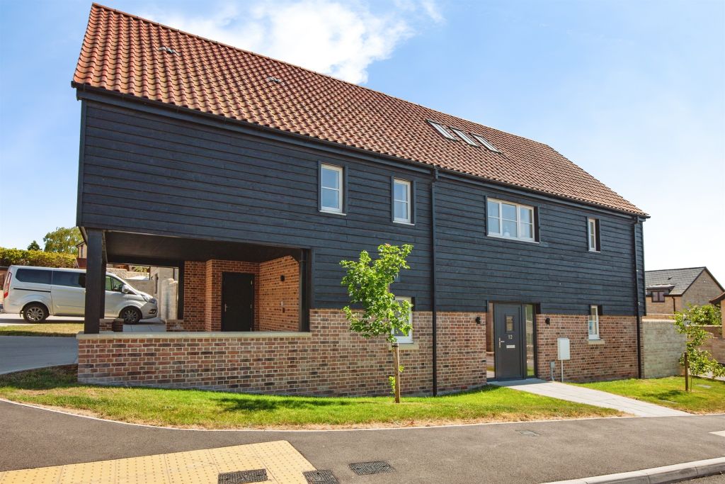 Property photo 1 of 29