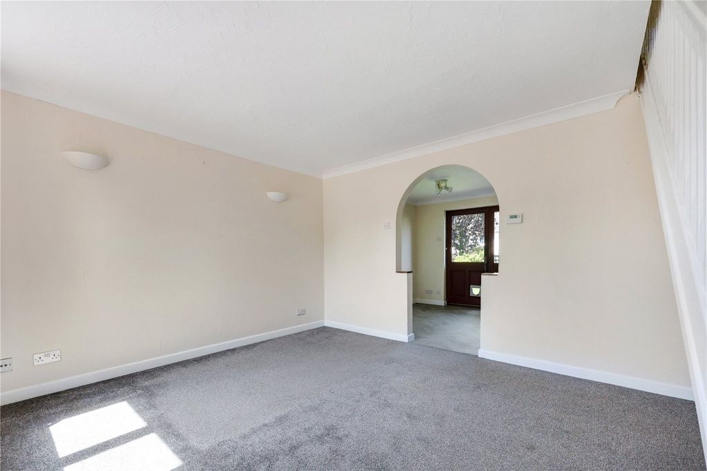Property photo 2 of 10 Picture No. 19