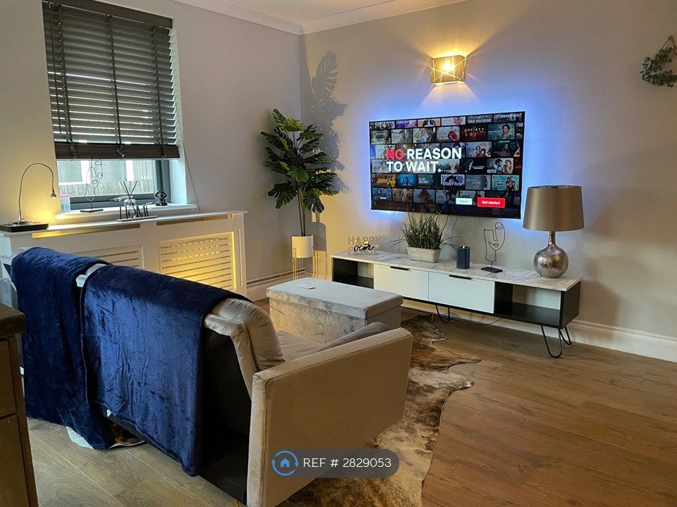 Property photo 3 of 26