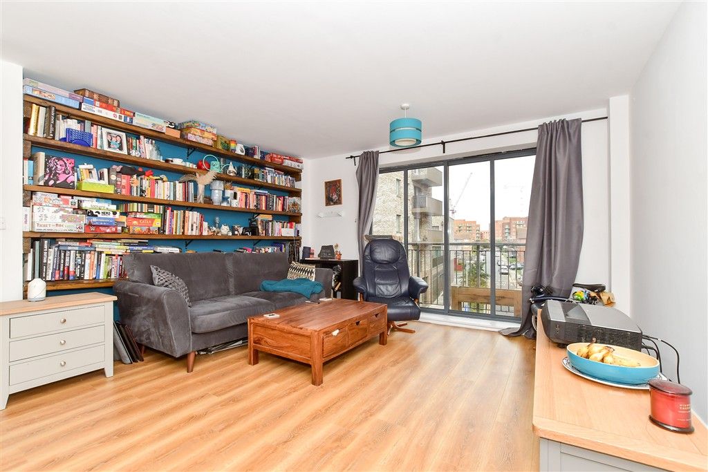 Property photo 2 of 10 Lounge/Diner /Kitchen