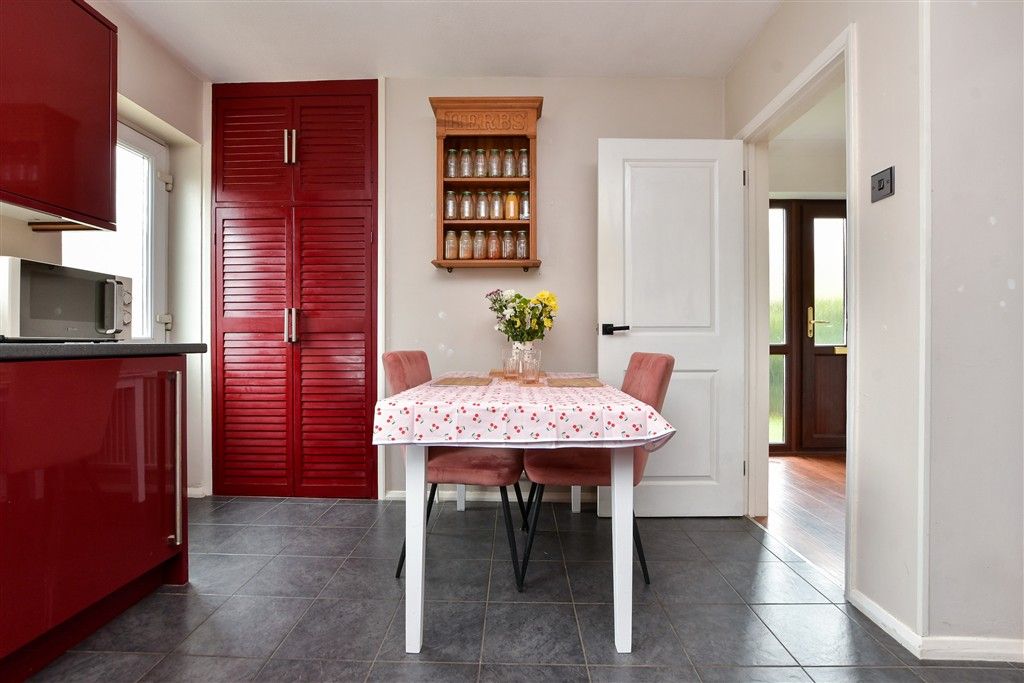 Property photo 3 of 10 Kitchen/Diner