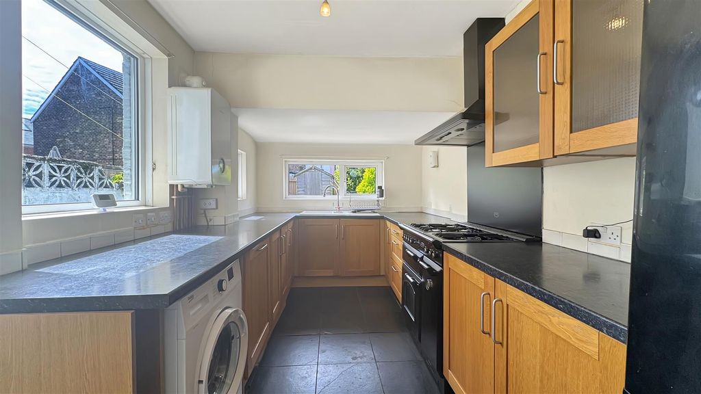 Property photo 2 of 13 Kitchen